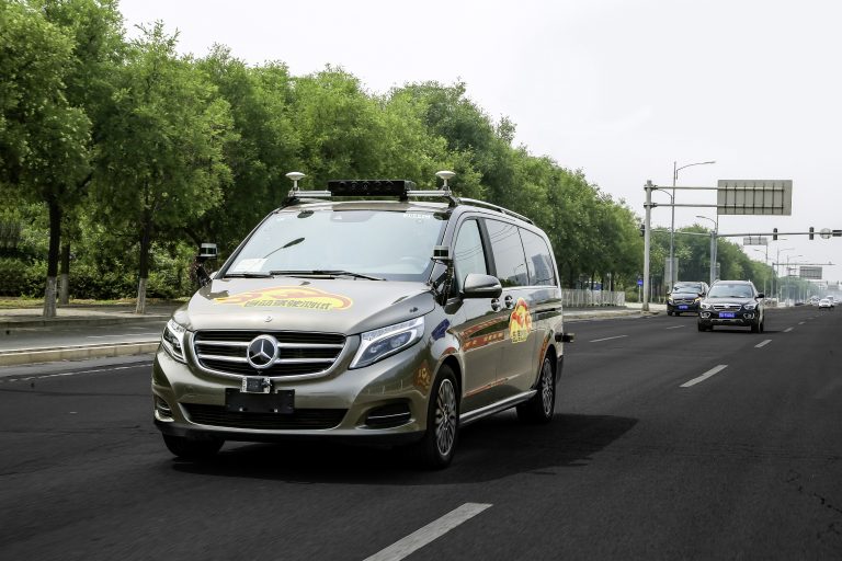 موفقیت دايملر در آزمون تست جاده‌ای خودروهای خودران در چین8